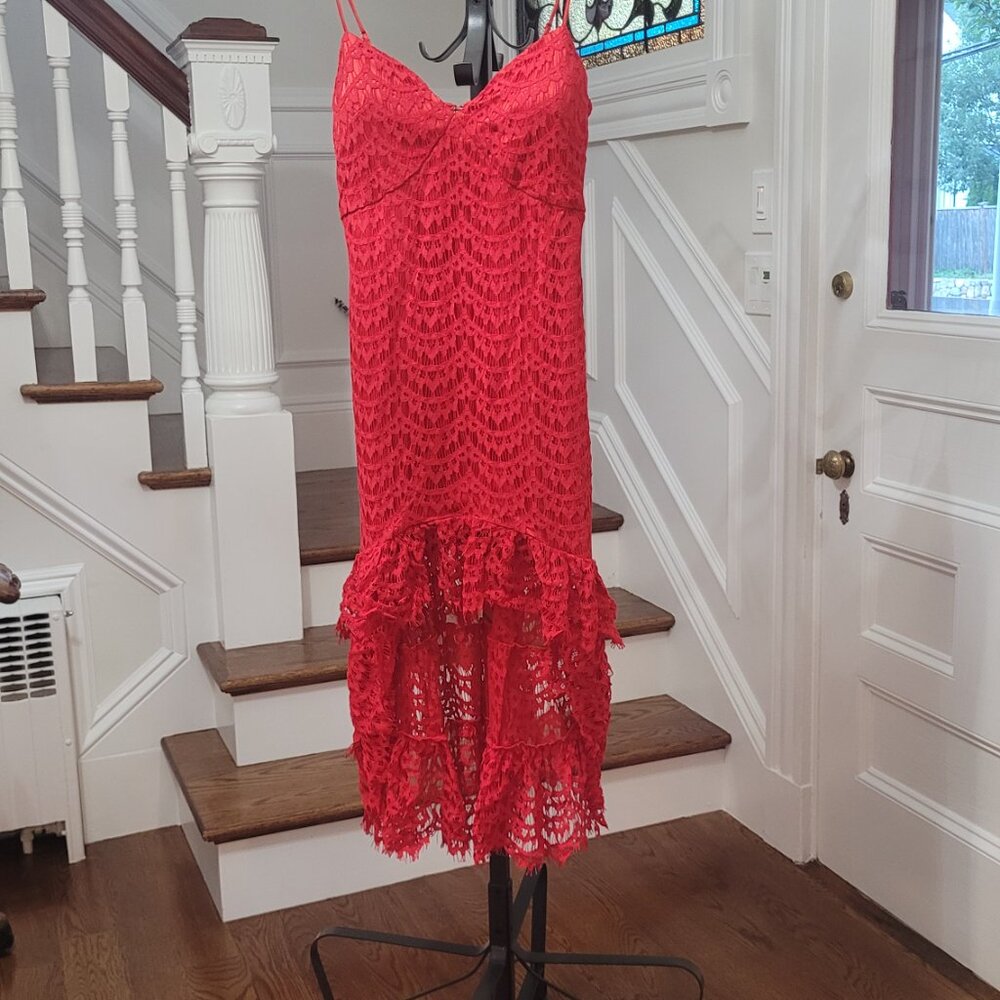 NEW High-Low Red Lace Ruffle Detail Dress. Size 2. - Picture 6 of 16
